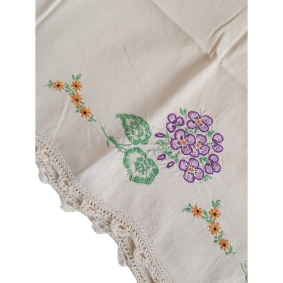 Floral Embroidered and Crocheted Scalloped Edge Pillowcase - Picture 6 of 11